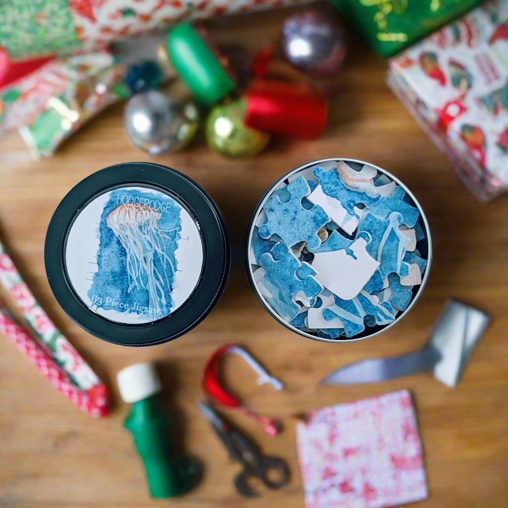 63 piece Jellyfish Jigsaw in a tin