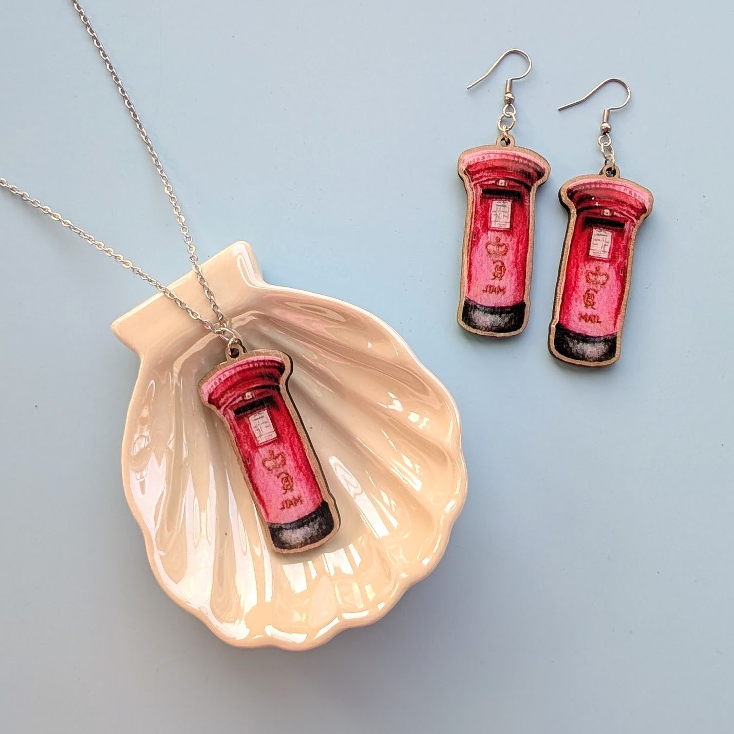 British Post box Silver Plated Laser Cut Necklace