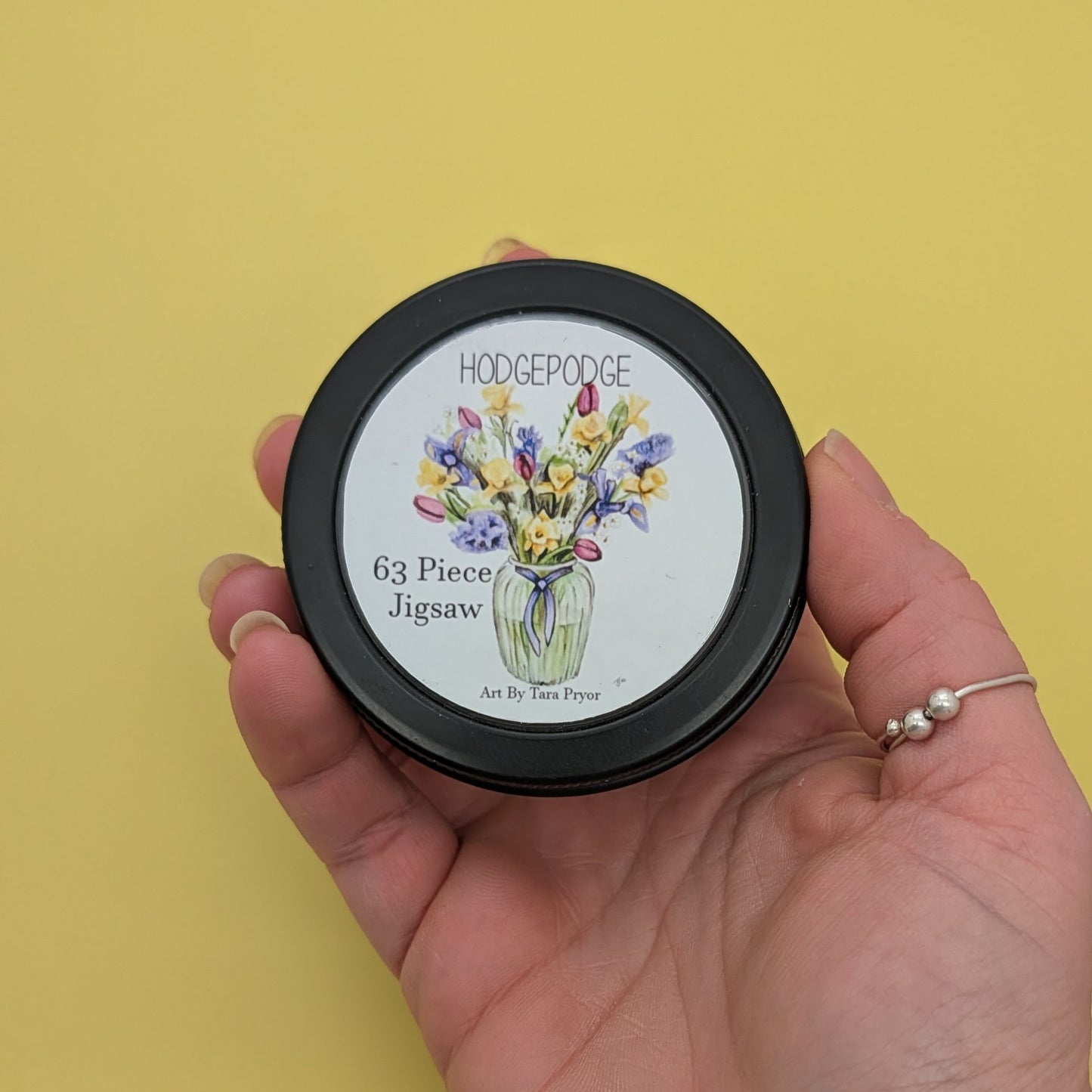 Bunch of Spring 63 Piece jigsaw in a tin