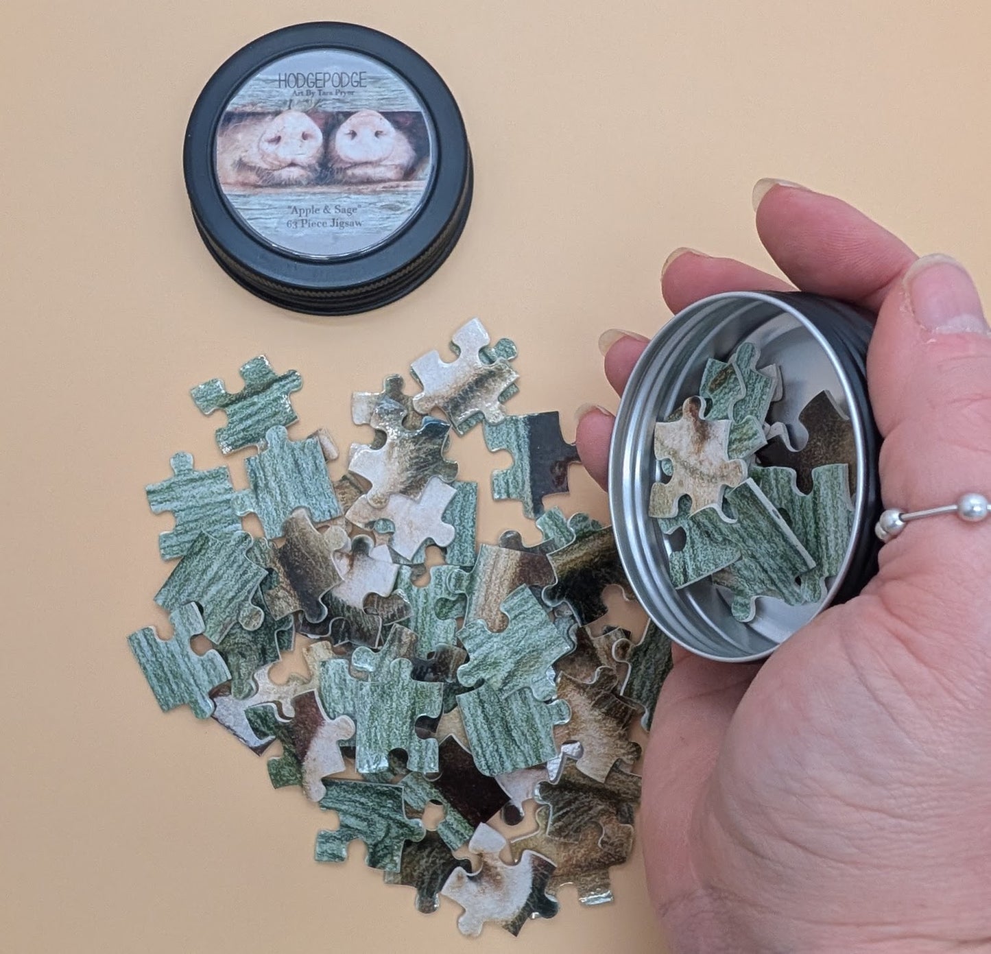 Apple & Sage piggy 63 Piece jigsaw in a tin