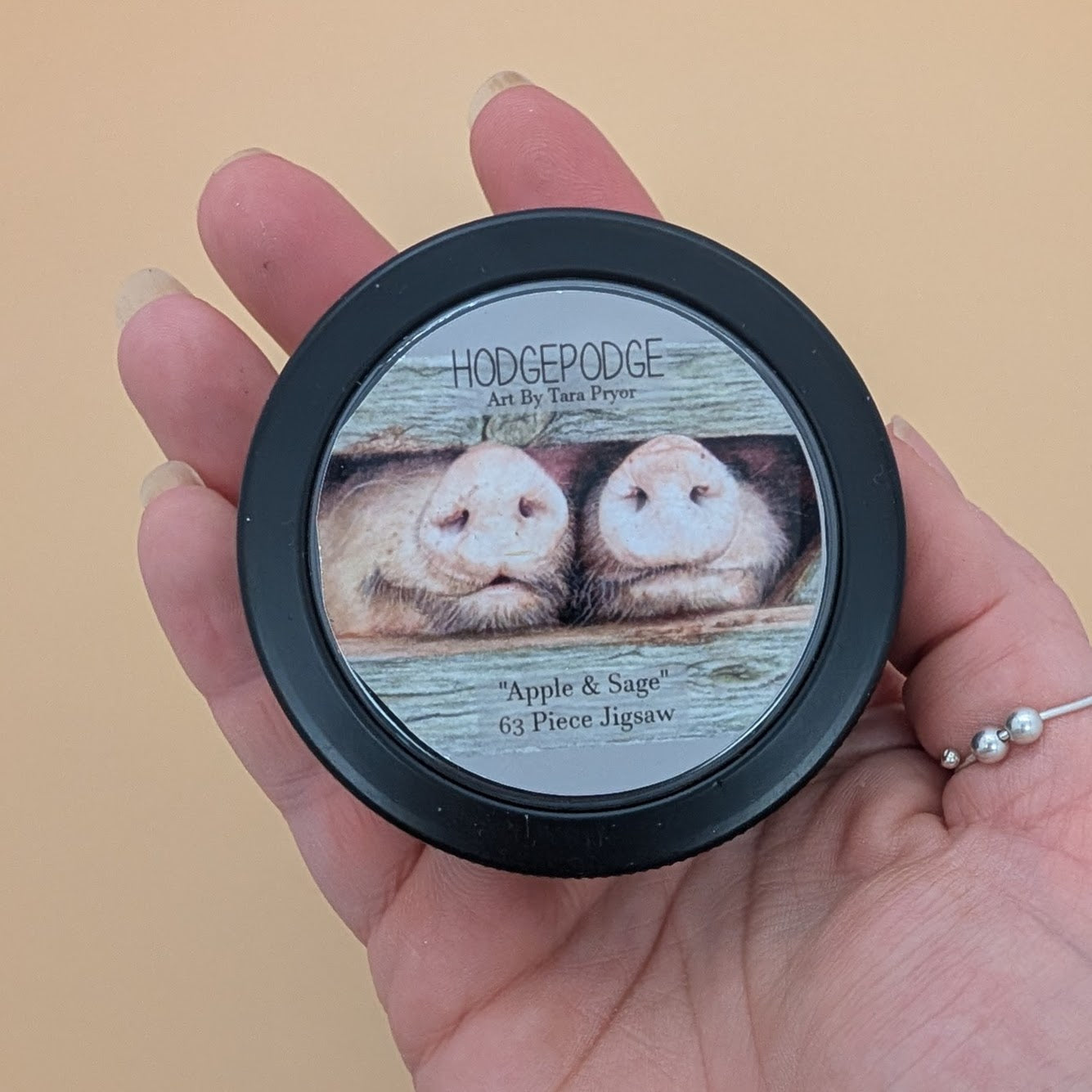 Apple & Sage piggy 63 Piece jigsaw in a tin