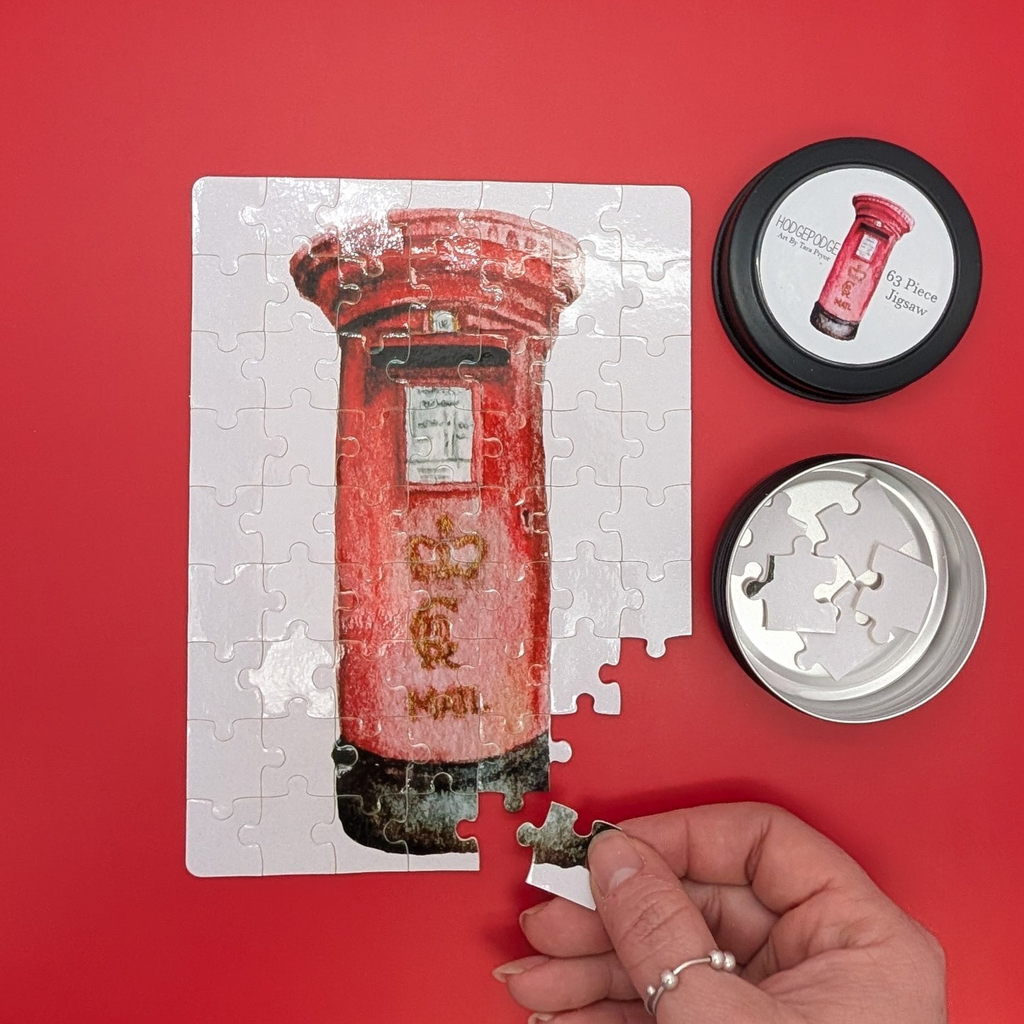 Post box Jigsaw Puzzle: 63 Piece jigsaw in a tin