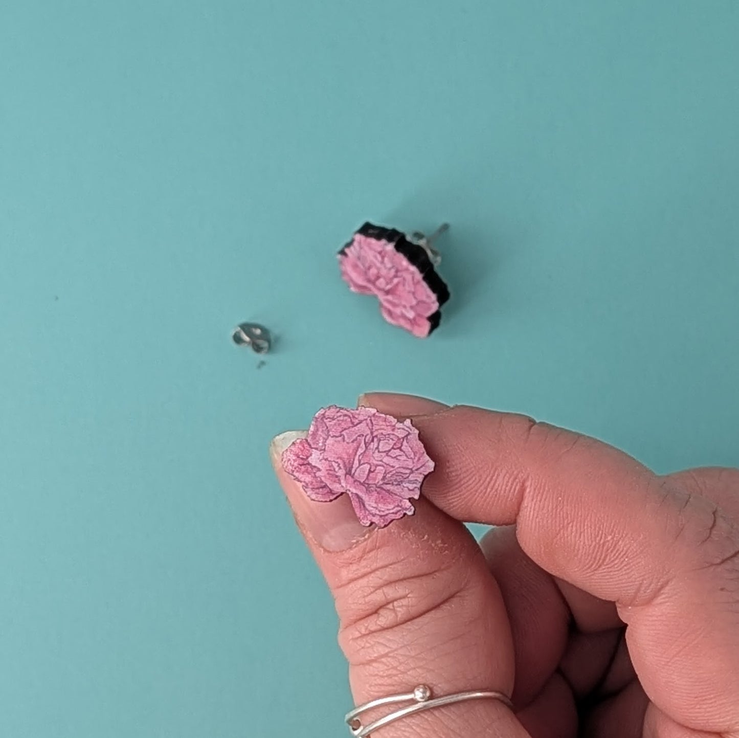 Carnation stud Earrings
