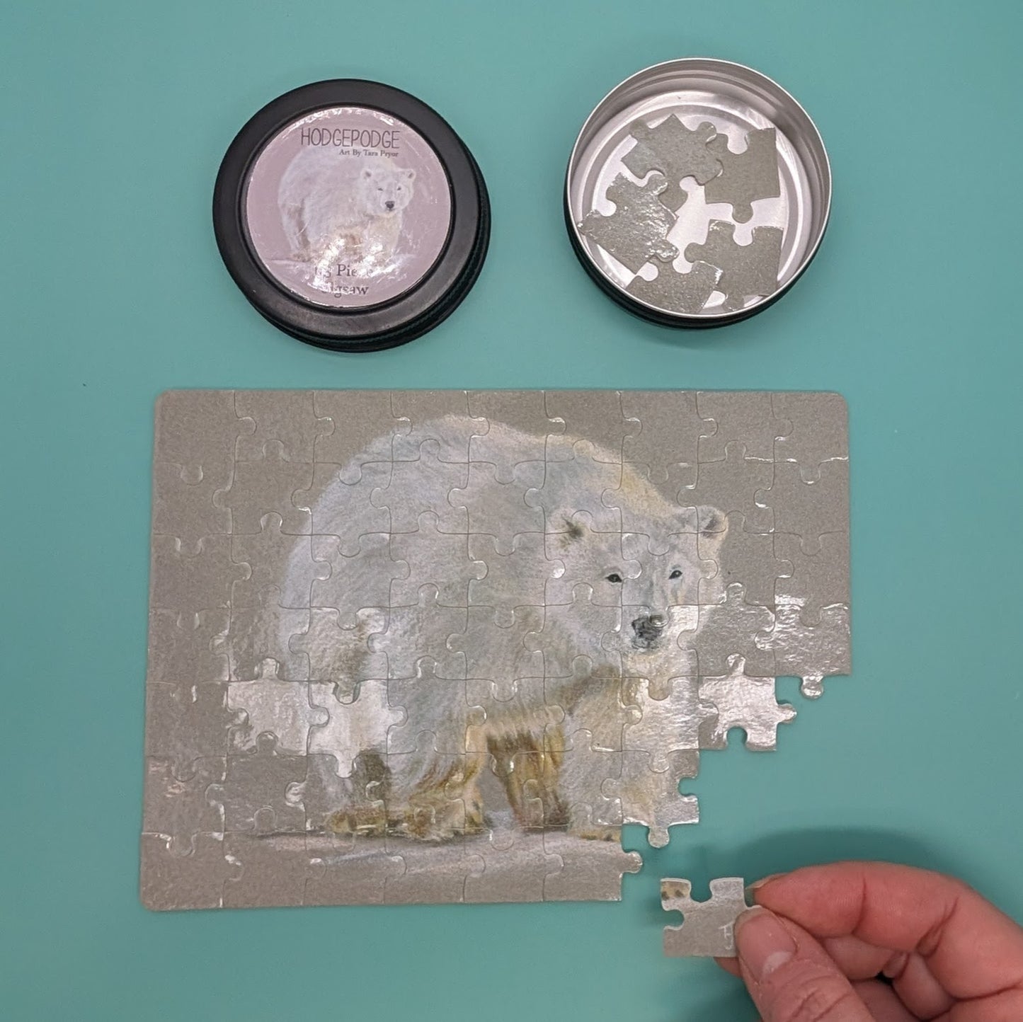 Polar bear Jigsaw Puzzle: 63 Piece jigsaw in a tin