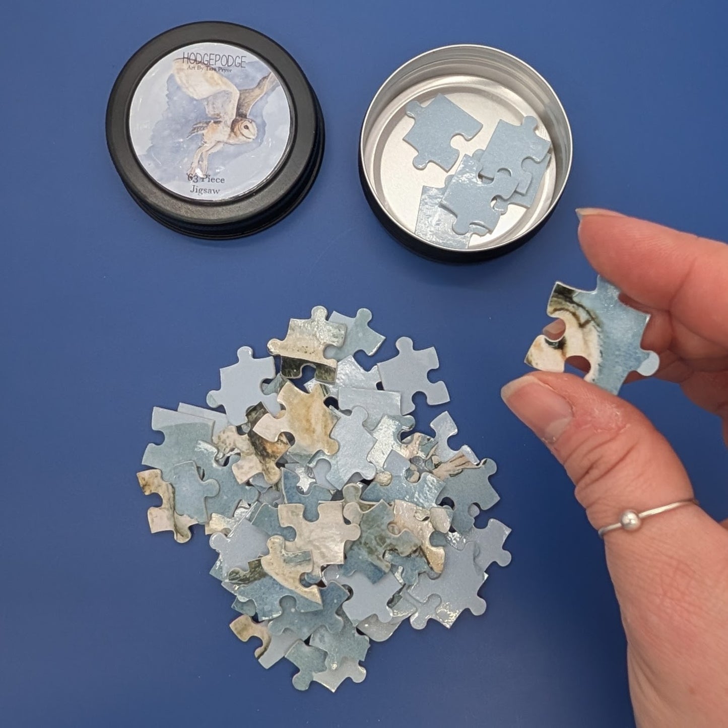 Barn Owl 63 Piece jigsaw in a tin
