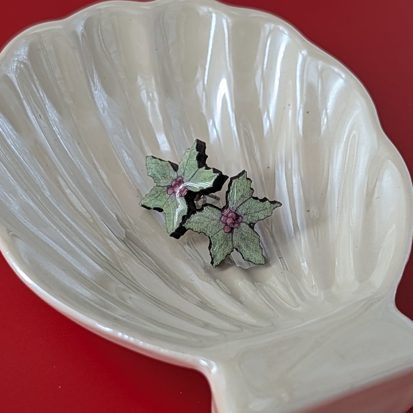 Holly stud Earrings
